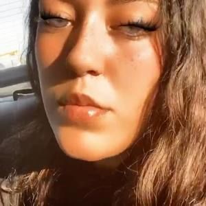 Meet your Posher, Sonia